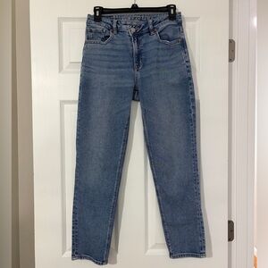 American Eagle Highest Rise Mom Jean 2